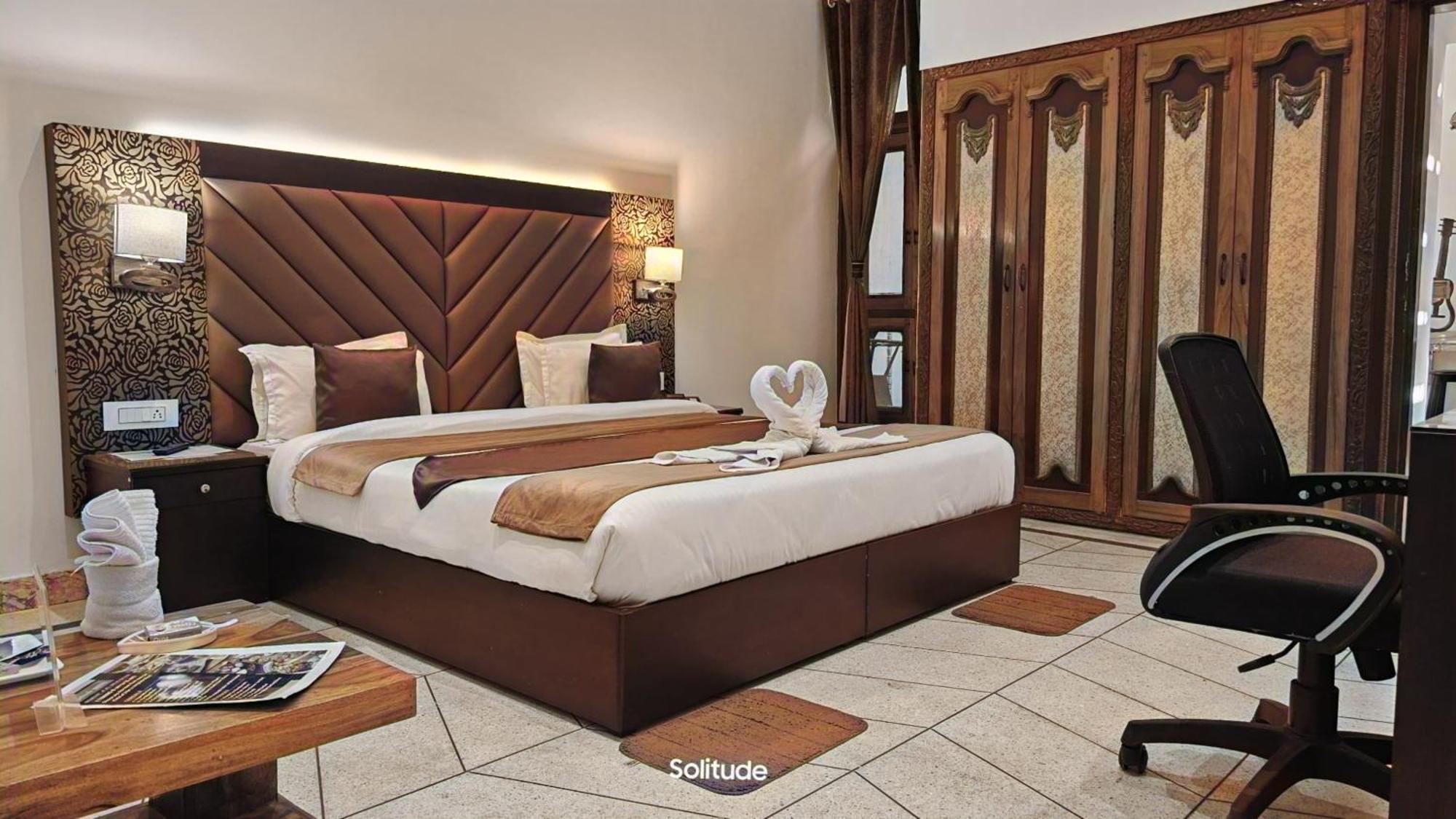 Solitude, The Boutique Hotel Haldwāni Dış mekan fotoğraf